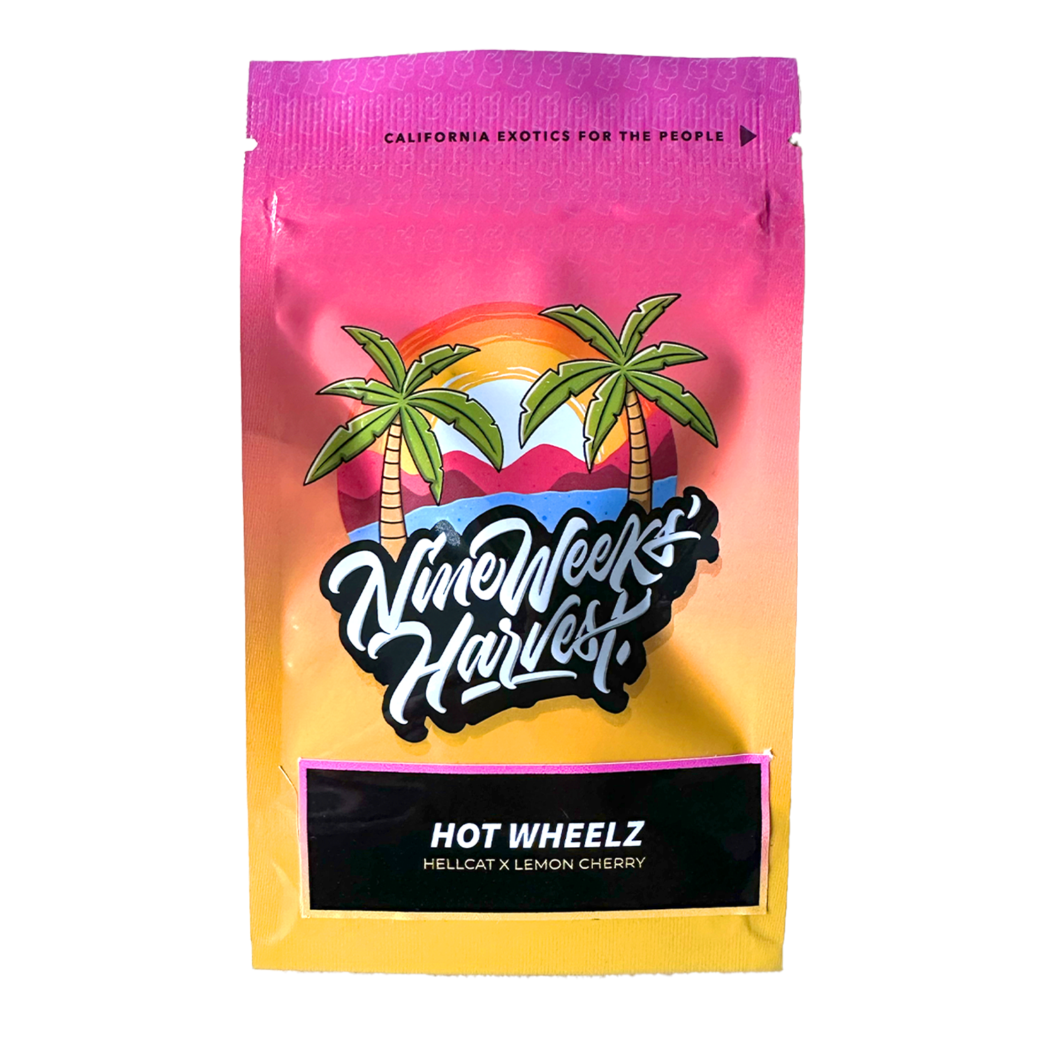 Auf der leuchtenden Verpackung von Nine Weeks Harvest sind Palmen, ein Sonnenuntergang und Berge zu sehen, darunter steht fett "Hot Wheelz" und verspricht kräftige Geschmacksrichtungen.